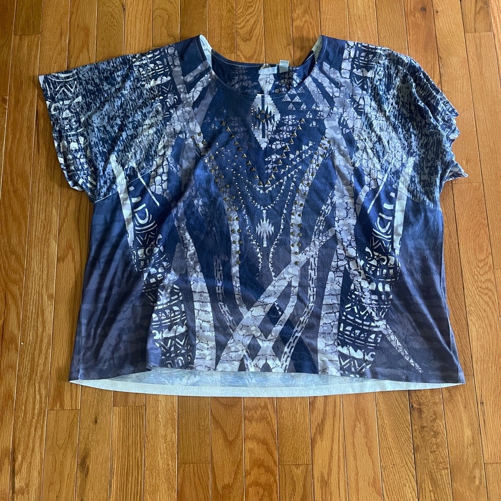 Cato Blue and White Graphic Boxy Tee